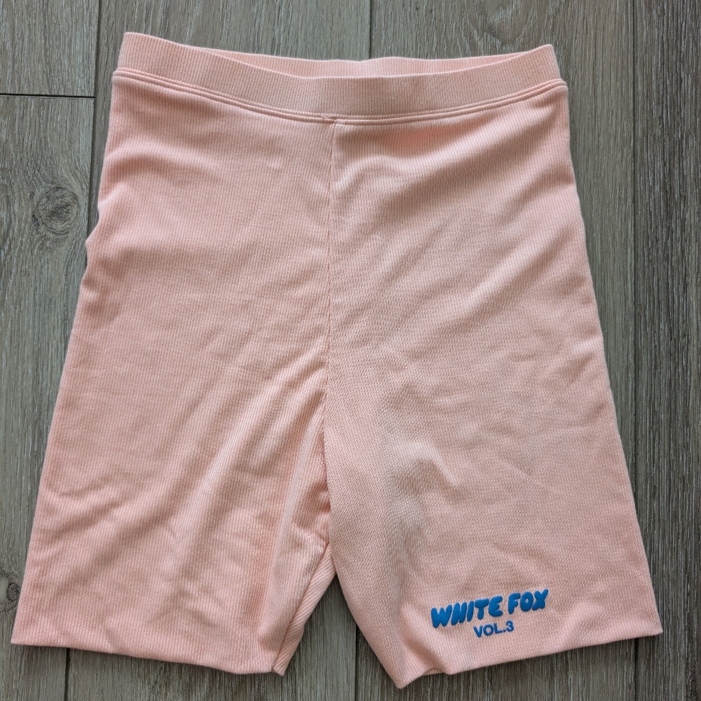 White Fox Offstage Ribbed Biker Shorts Sz small